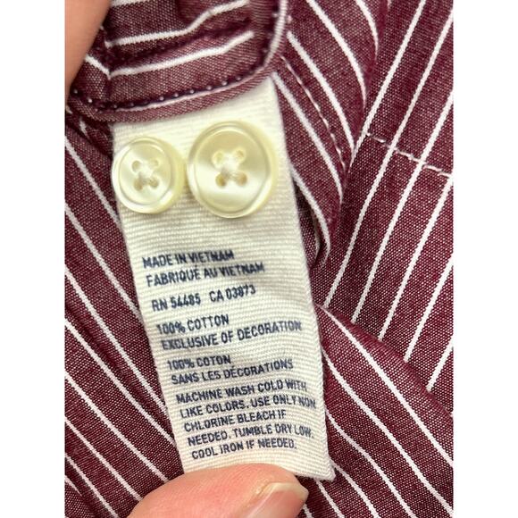 American Eagle Men’s Classic Fit Button Down Shirt Burgundy Sz Large - Picture 6 of 6
